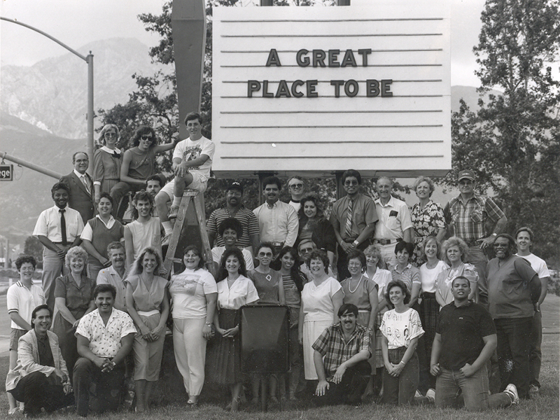 Students in front of 1988 Marquee sign